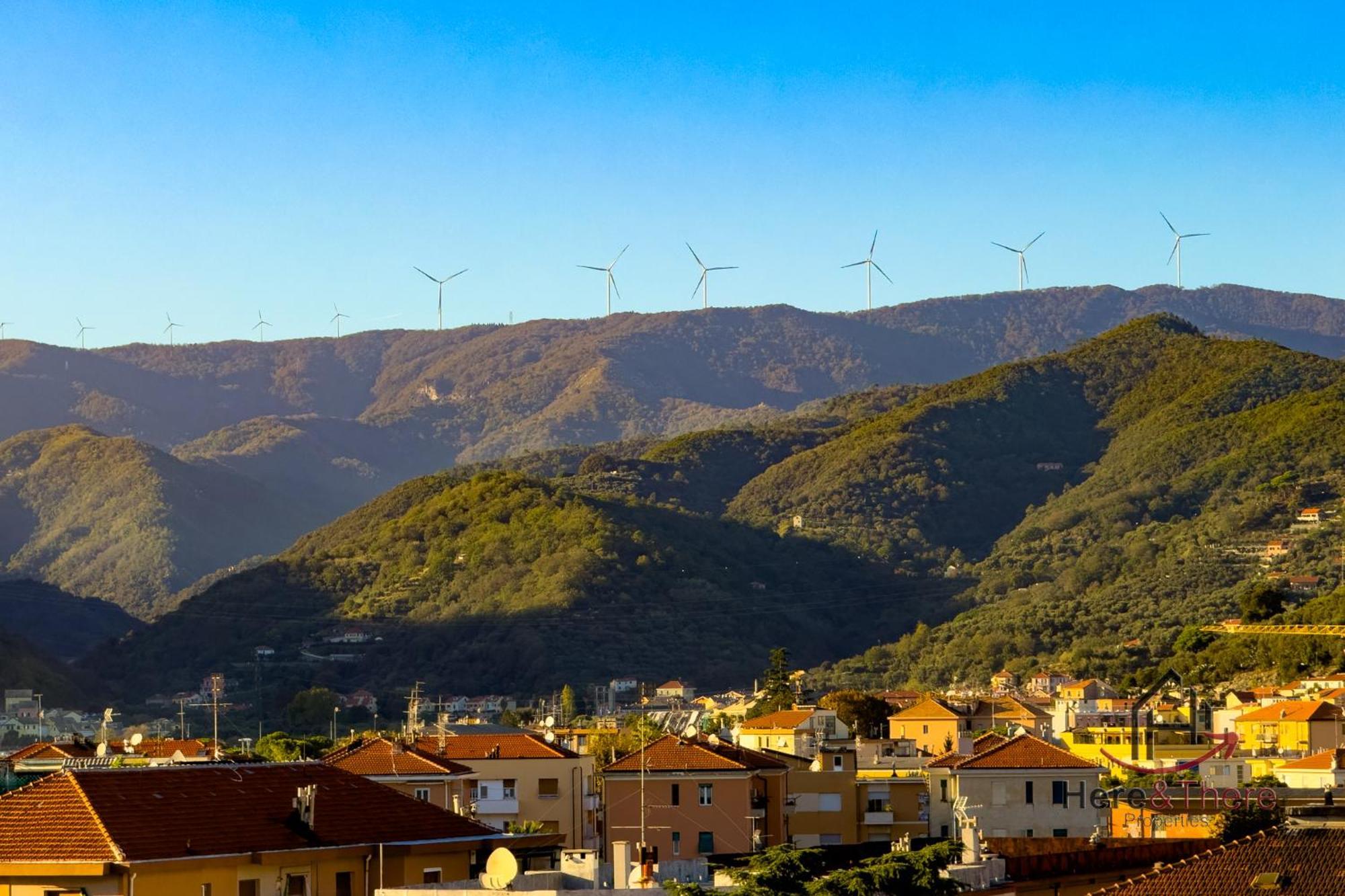 Penthouse Panoramic View - Sea 3Min - Ac - Wifi Apartment Albisola Superiore Luaran gambar